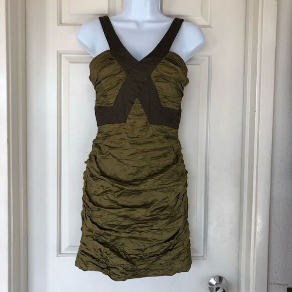 BCBGMAXAZRIA Silk Peridot Simsom Crosstop Cocktail Dress - Picture 1 of 14